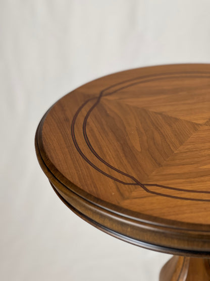 Round Pedestal Side Table